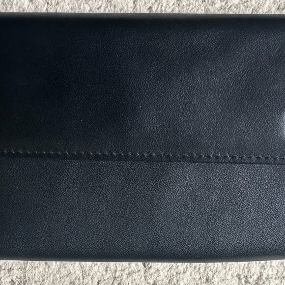 DKNY LARGE LEATHER WALLET MULTI POCKETS BLACK - Picture 2 of 7